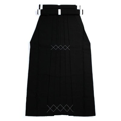 夏用薄手ポリエステル 弓道袴 女性用 20～26号 馬乗型全体